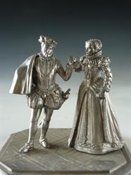 31-	1170069	COUPLE ROIS / REINES	54M		-	75 €
